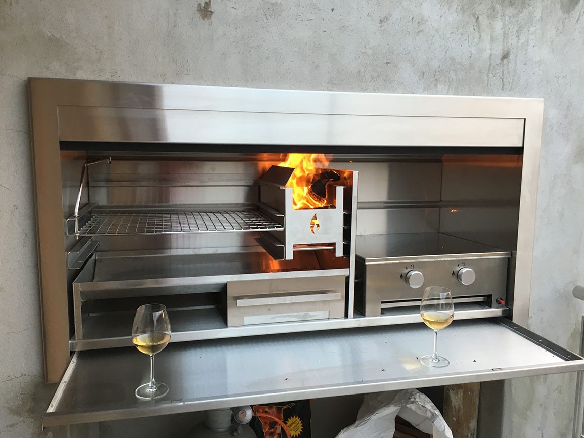 Gas and Wood Combination Braai - Image 15