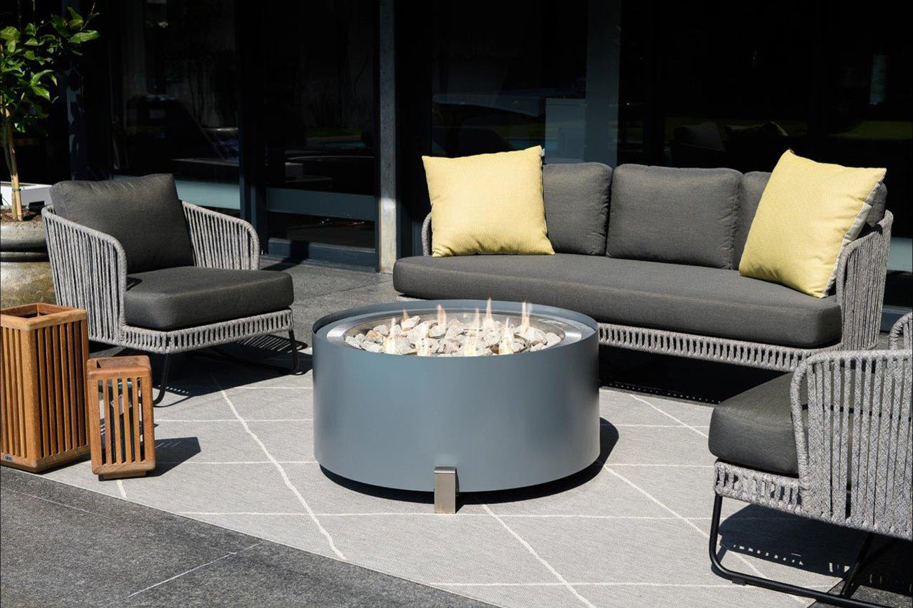 Round Gas Fire Pit with Surround - Image 3